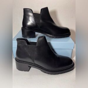 Black Seychelles “heart of gold” leather Chelsea/ankle boots.